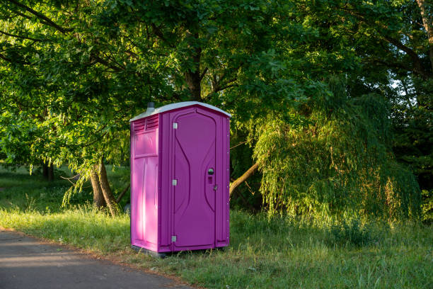 Best Portable restroom trailer rental  in Twin Lakes, NM